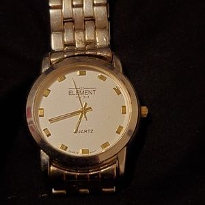 ELEMENT QUARTZ WATCH GOOD CONDIDTION